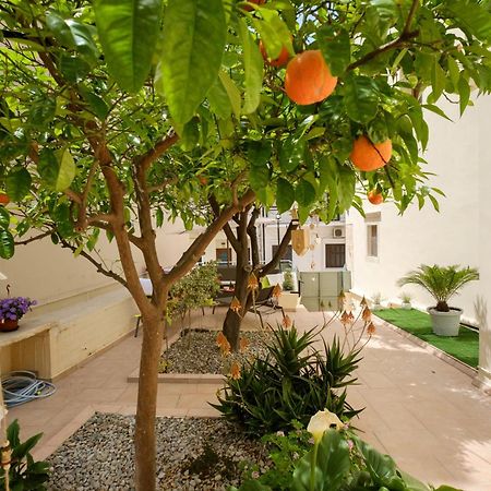 Home With Courtyard In Beating Heart Of Old Town! Chania  Exterior photo