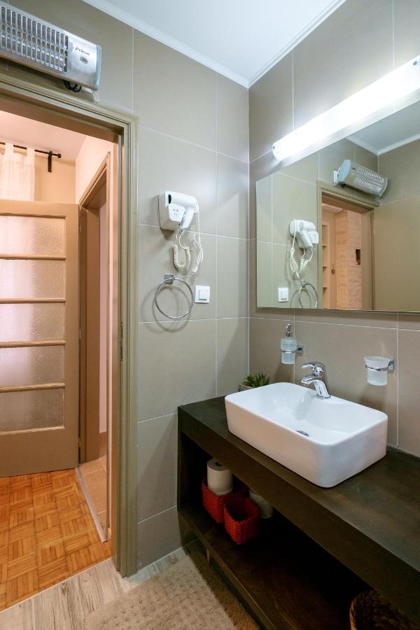 Home With Courtyard In Beating Heart Of Old Town! Chania  Exterior photo